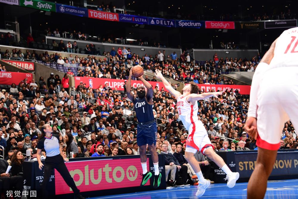 德罗西与马 德罗西与马