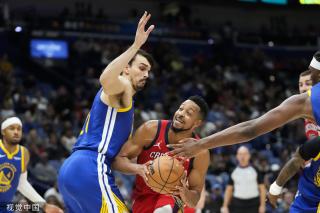 在社交媒体 在社交媒体