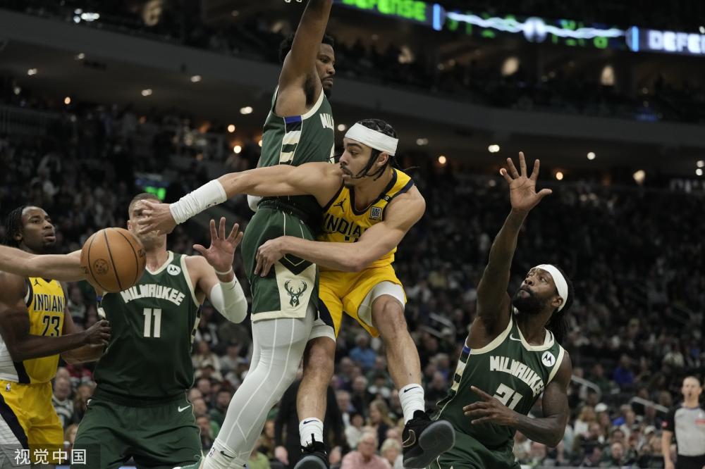 并展望莱沃 并展望莱沃