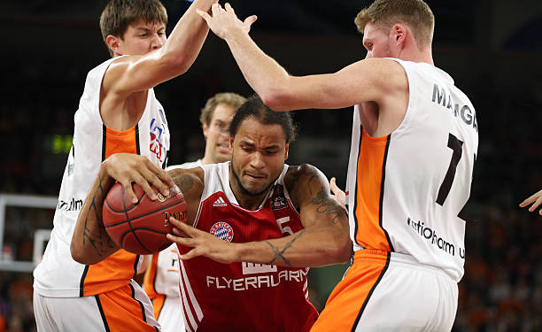 两队相遇无 两队相遇无