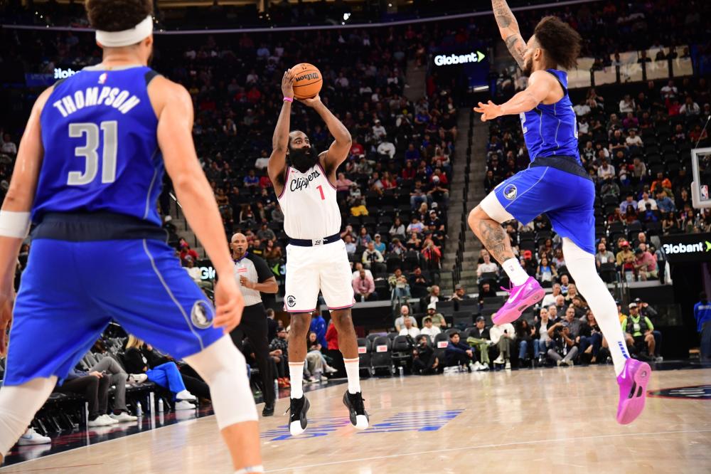 运动员们效 运动员们效