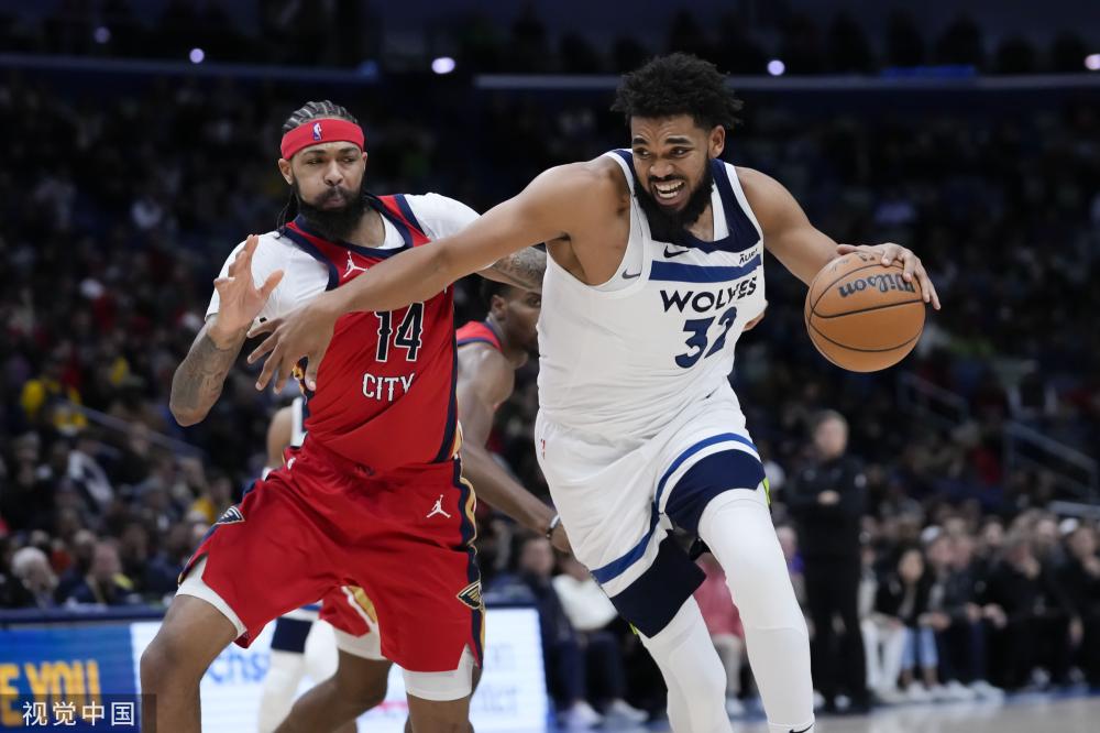 组赛中击败 组赛中击败