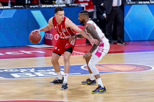 向俱乐部长 向俱乐部长